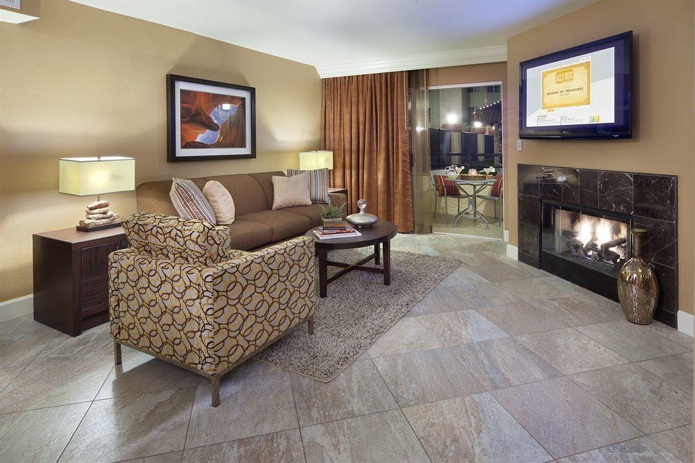 Holiday Inn Club Vacations At Desert Club Resort Las Vegas Bagian luar foto